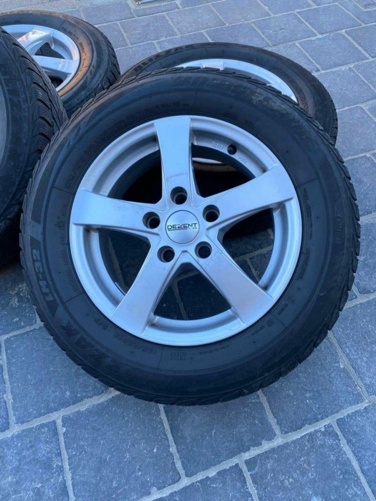 4 winterbanden + aluminium velgen Golf VI, Ophalen, Gebruikt, 15 inch, Banden en Velgen