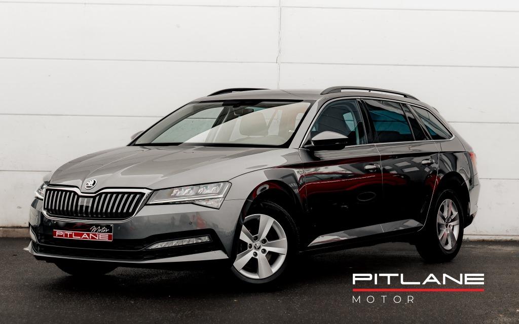 Skoda Superb Combi 1.5 TSI EDITION Clever DSG 7/CAMERA, Stof, 1498 cc, 4 cilinders, 146 g/km