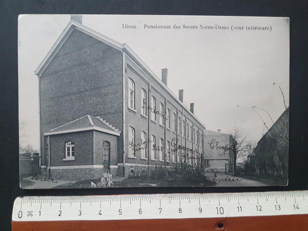 Carte postale Dison Pensionnat Soeurs Notre-Dame Cour, Enlèvement ou Envoi, Avant 1920, Affranchie, Liège