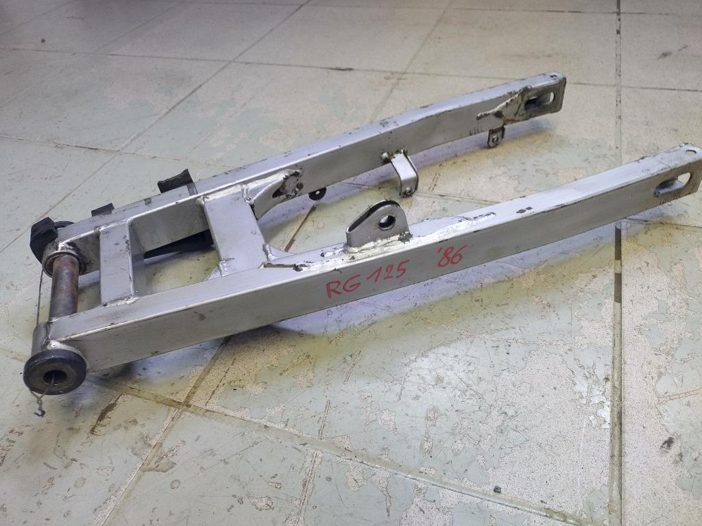 suzuki rg 125 van '86 achterbrug, Enlèvement ou Envoi, Utilisé