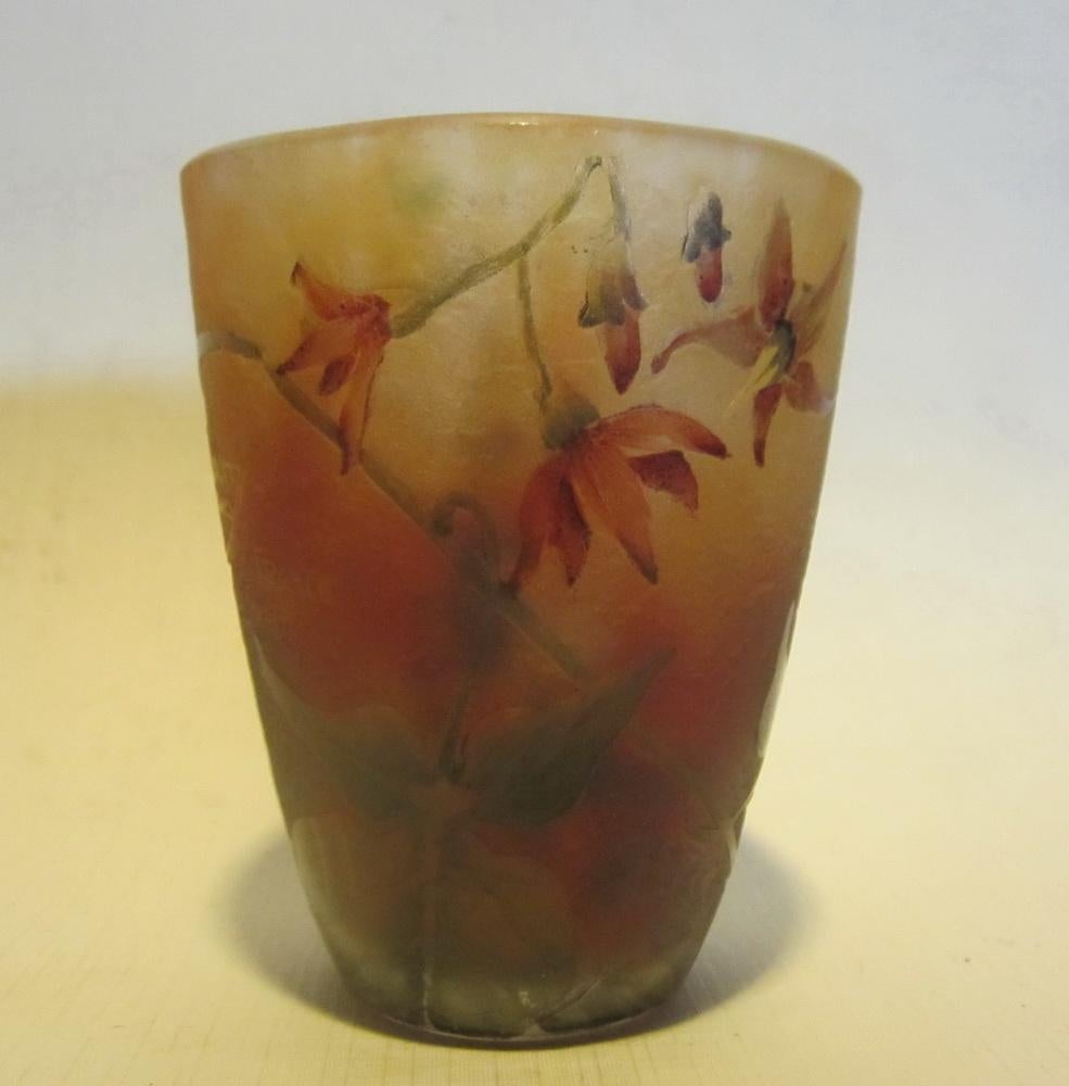 Cameo glazen Daum Nancy vaasje exotische bloemen, Ophalen of Verzenden