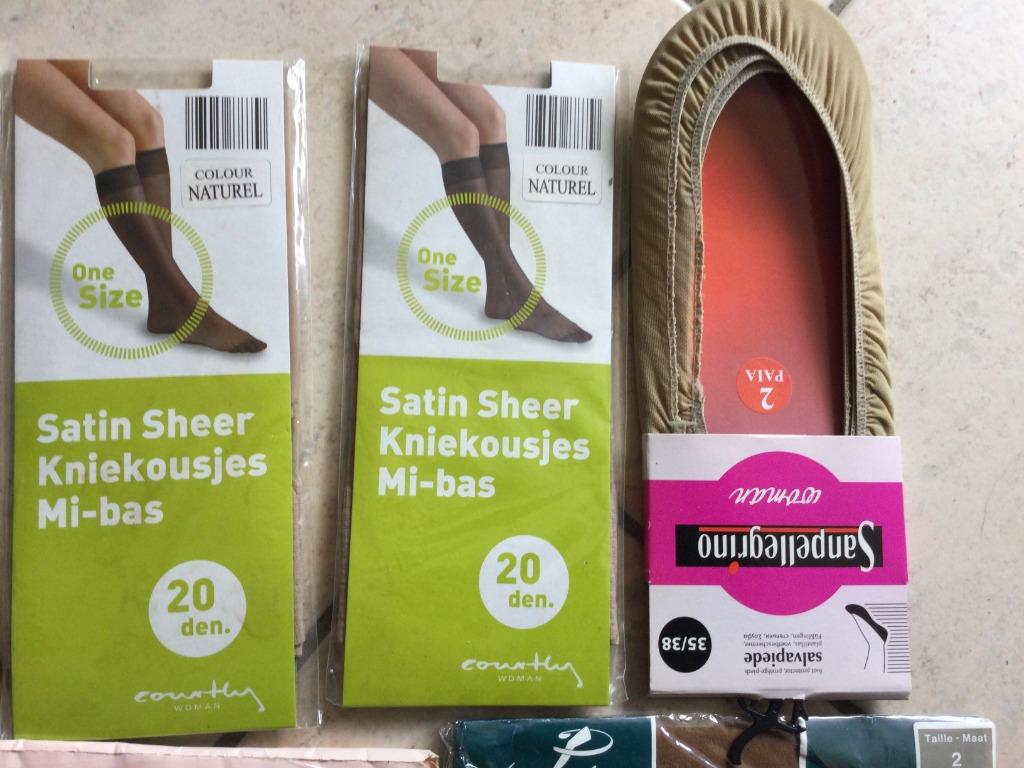 LOT:PANTYS/MINI-BAS/BAS MOUSSE/PRO-PIED/, Neuf, LYCRA/CETTE/ROMA.., Enlèvement ou Envoi, Autres couleurs