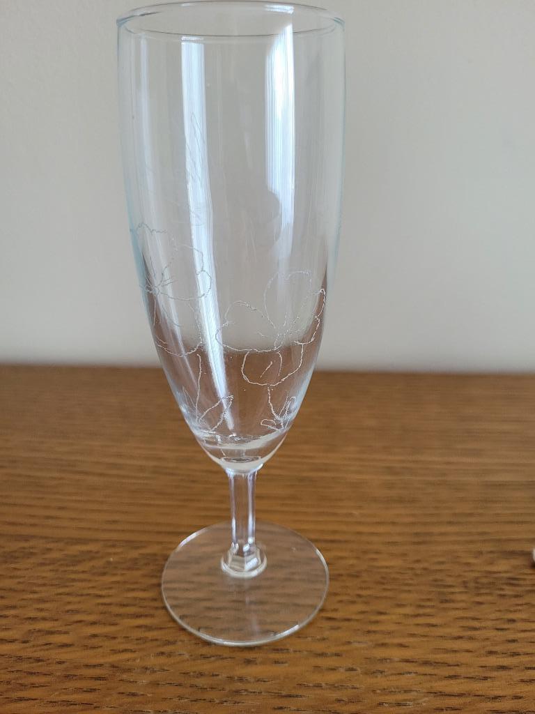 FLUTE A  CHAMPAGNE GRAVEE MAIN "NICOLE", Enlèvement, Neuf, Autres types