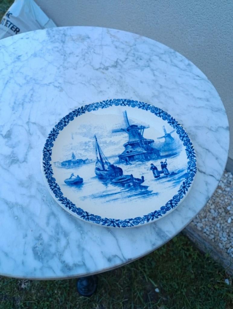 2 Assiette en faience HB choisy le roi XIX ème terre de fer, Antiquités & Art, Enlèvement ou Envoi
