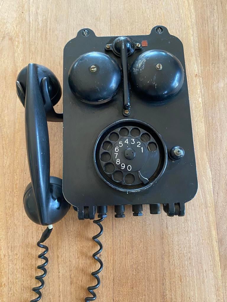 Hangtelefoon ericsson, bakeliet., Telecommunicatie, Ophalen, Gebruikt, Bakeliet