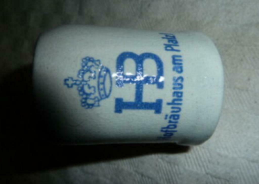 #C bier glas / mini pul HOFBRÄUHAUS AM PLATZL 2cl, Verzamelen, Glas en Drinkglazen, Gebruikt, Bierglas, Ophalen of Verzenden