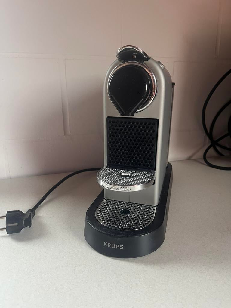 Koffiemachine Krups Nespresso Citiz XN741B Zilver, Elektronische apparatuur, Koffiezetapparaten, Ophalen of Verzenden, Zo goed als nieuw