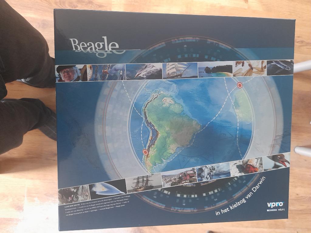 Beagle box (in het kielzog van Darwin), Alle leeftijden, Verzenden, Zo goed als nieuw, Boxset