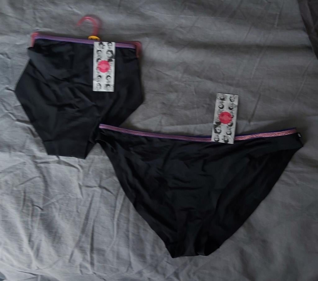 Veel nieuwe slipjes maat 46/48, Ophalen of Verzenden, Blauw