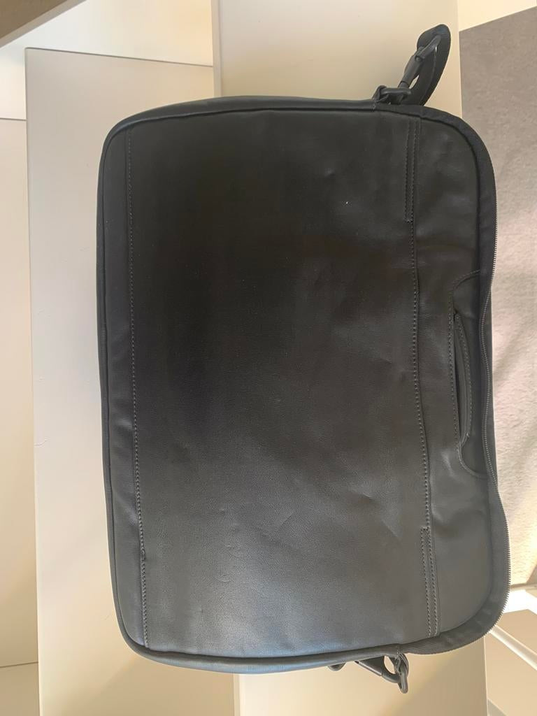Tumi Computer sleeve zwart leder, Ophalen, 17 inch of meer, Nieuw, Aktetas