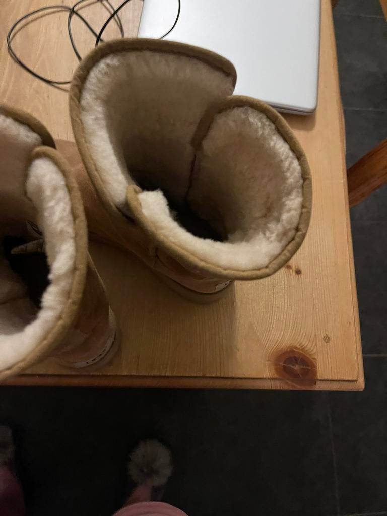 Echte uggs 39, Enlèvement ou Envoi, Comme neuf