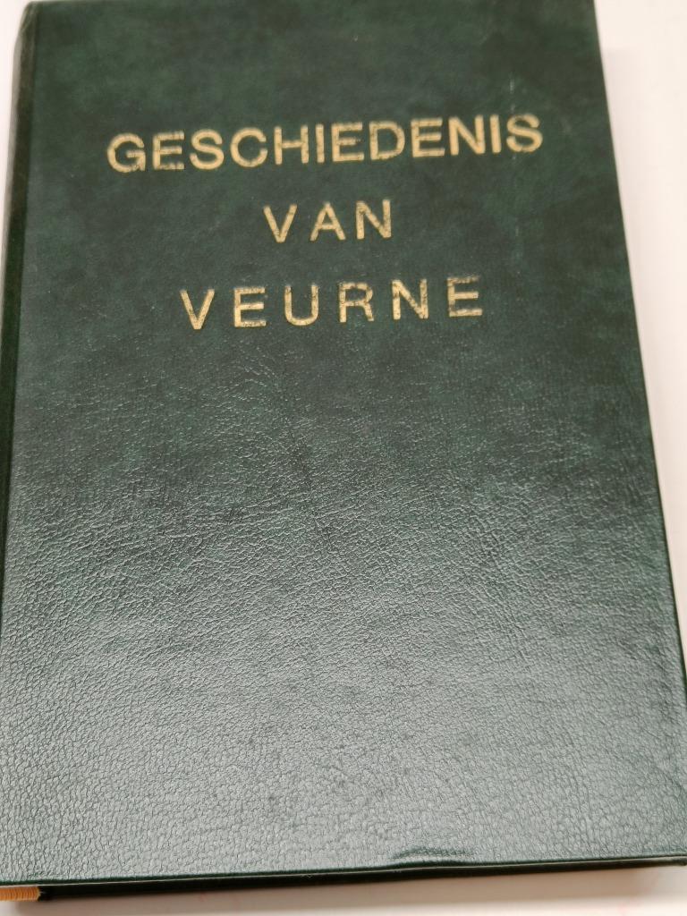 Geschiedenis van Veurne Deel 1 De potter frans, Boeken, Ophalen of Verzenden, Gelezen