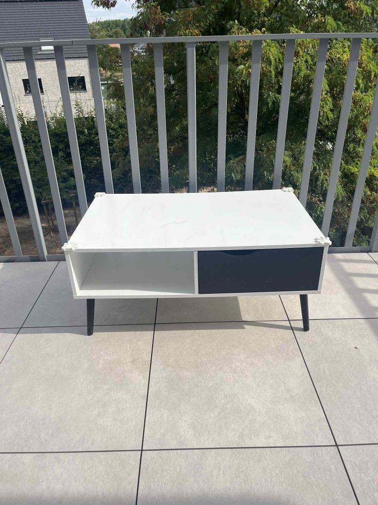 Witte bijzettafel, Ophalen, Minder dan 45 cm, Gebruikt, 75 cm of meer
