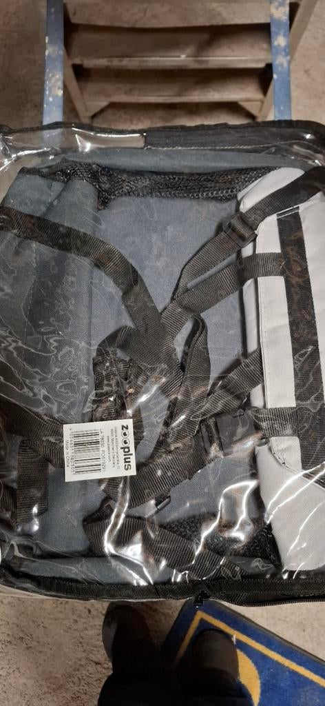 Siège auto pour chien - neuf, Envoi