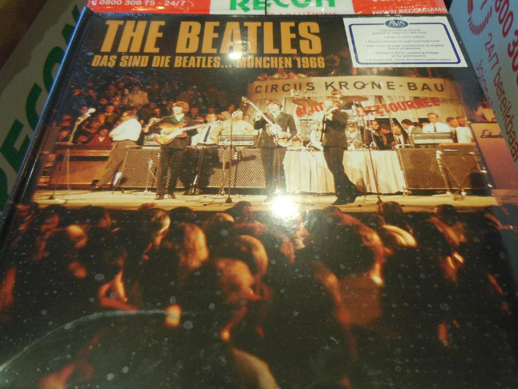 The Beatles Munchen 1966 vinyl/DVD/boek, Ophalen of Verzenden
