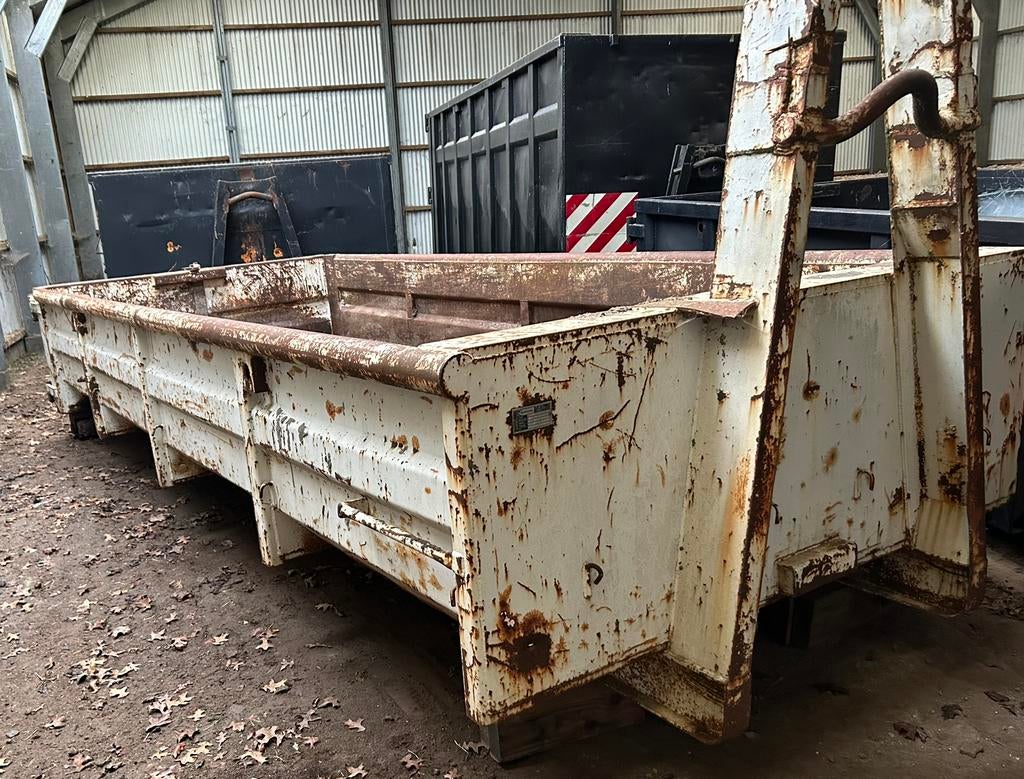 Optrek container, Ophalen