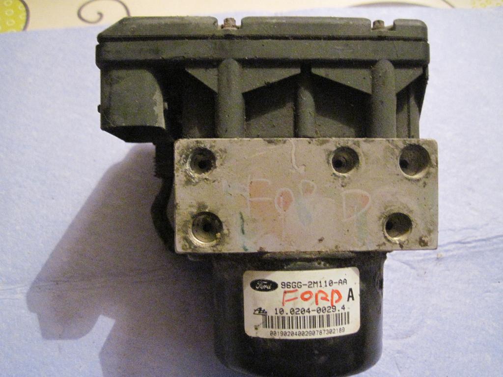 Pompe ABS  Ford Focus 1.8tddi mondeo  2003, Enlèvement ou Envoi, Utilisé, Ford