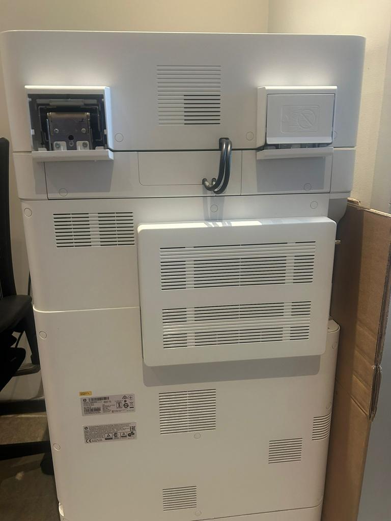 Color Laserjet Managed Flow MFP E87660, Hp, Copier, All-in-one, Comme neuf