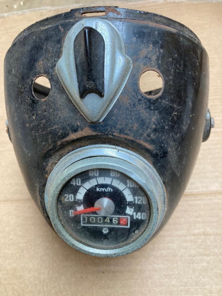koplamp met KM teller voor oude moto oldtimer, Motoren, Ophalen of Verzenden