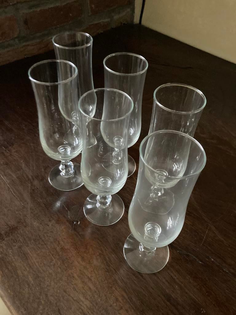 Champagne glazen, Ophalen, Zo goed als nieuw