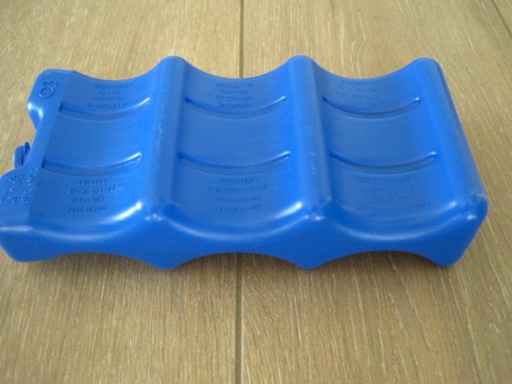 bloc / élément de refroidissement pour canettes - bleu, Caravanes & Camping, Glacières, Enlèvement ou Envoi, Comme neuf, Élément de refroidissement