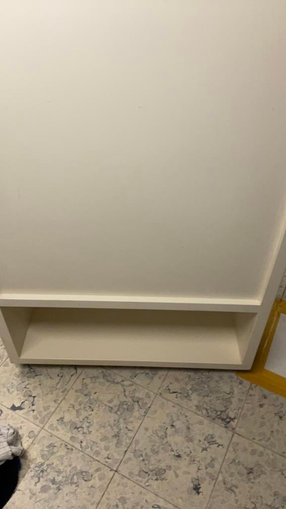 Kast op wielen, Ophalen, Gebruikt