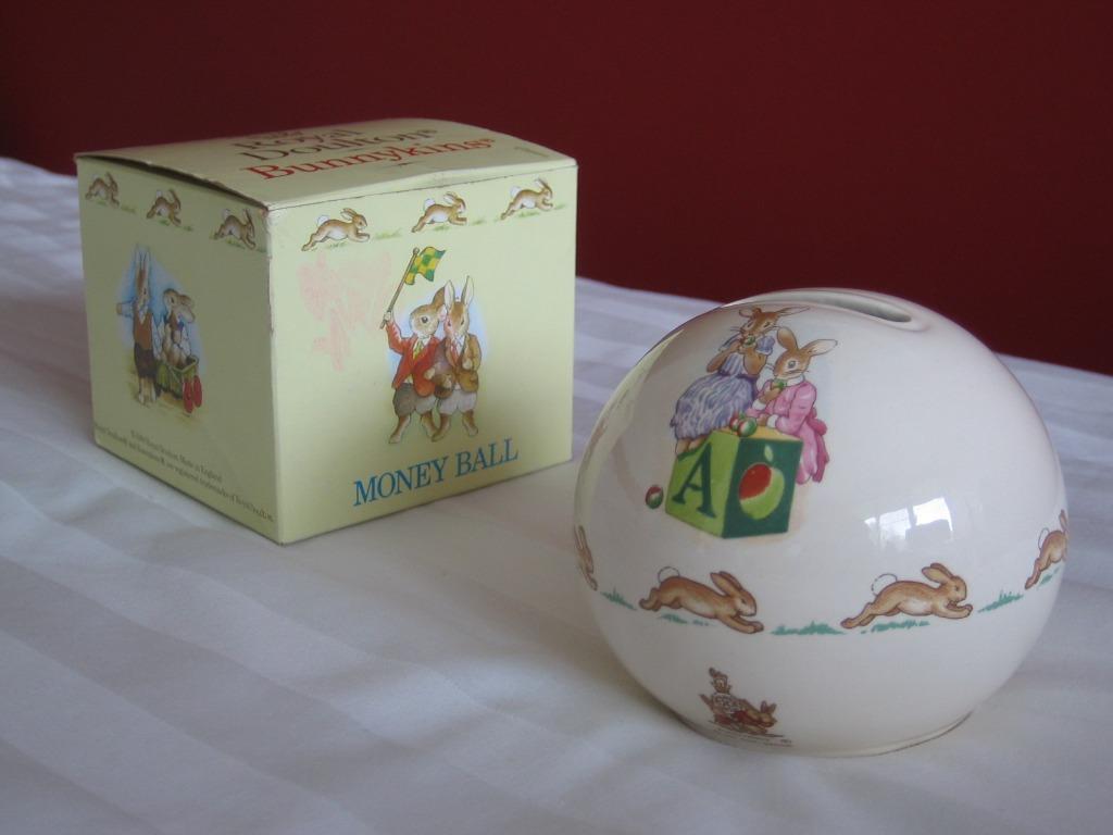 Tirelire en porcelaine Royal Doulton Bunnykins, Enlèvement
