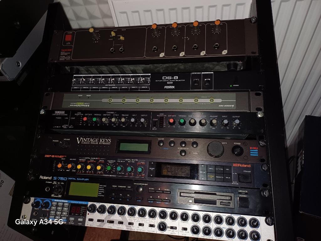synthesizers en studio, Muziek en Instrumenten, Ophalen of Verzenden, Gebruikt, Overige aantallen, Novation