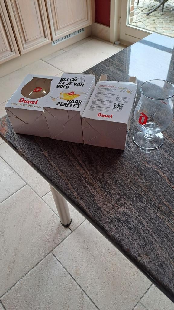 Duvel glazen, Enlèvement ou Envoi, Neuf