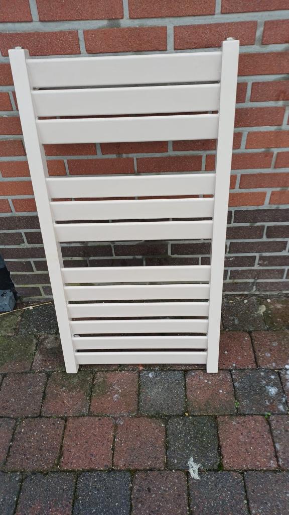 badkamerradiator, Doe-het-zelf en Bouw, Ophalen of Verzenden, Zo goed als nieuw
