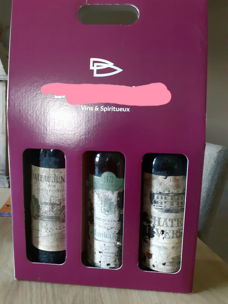 Idée cadeau : coffret de 3 bouteilles vin de collection 1973, Collections, Neuf, Pleine, Enlèvement, Autres types