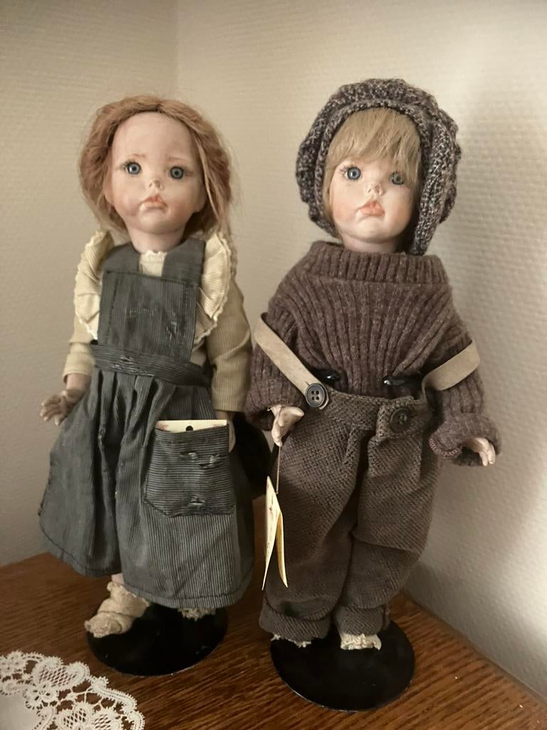 2 poupées Marigio, Enlèvement ou Envoi, Comme neuf