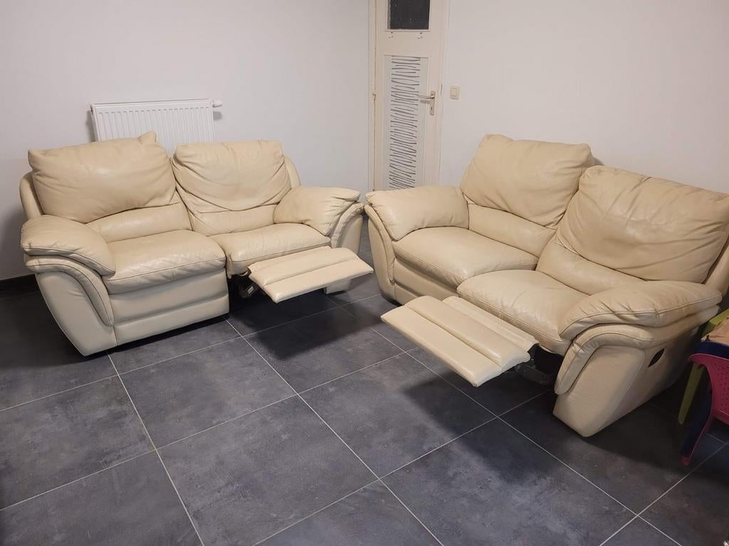 Salon en cuir beige – 2 canapés 2 places avec relax, Cuir