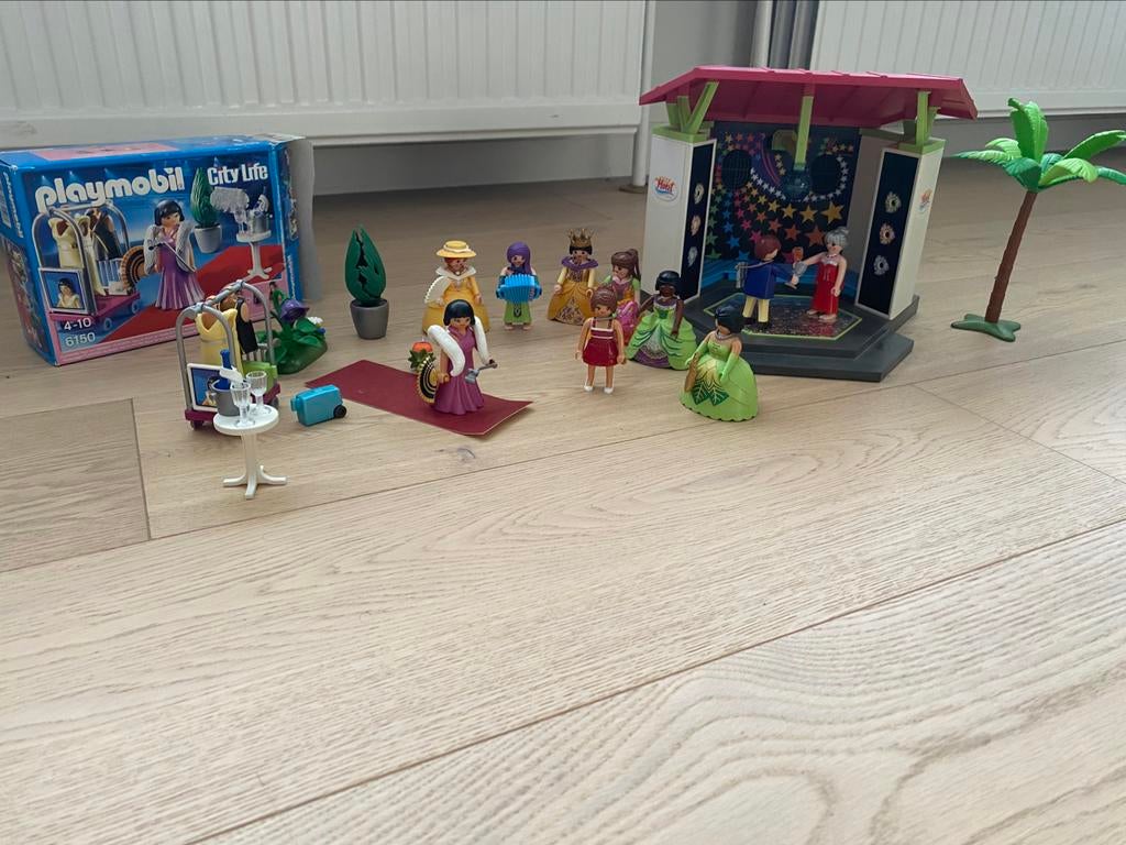 Playmobil disco en catwalk, Enlèvement