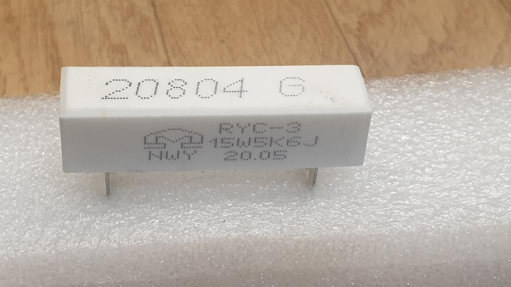 jw1388: weerstanden 5K6 15Watt, Ophalen of Verzenden, Zo goed als nieuw