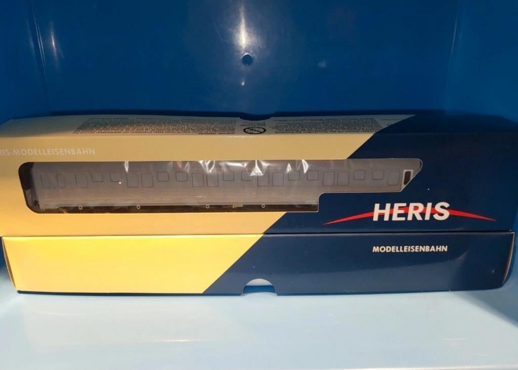 Voiture d'exposition SNCF Heris 18020 H0

NOUVEAU, Enlèvement ou Envoi, Neuf