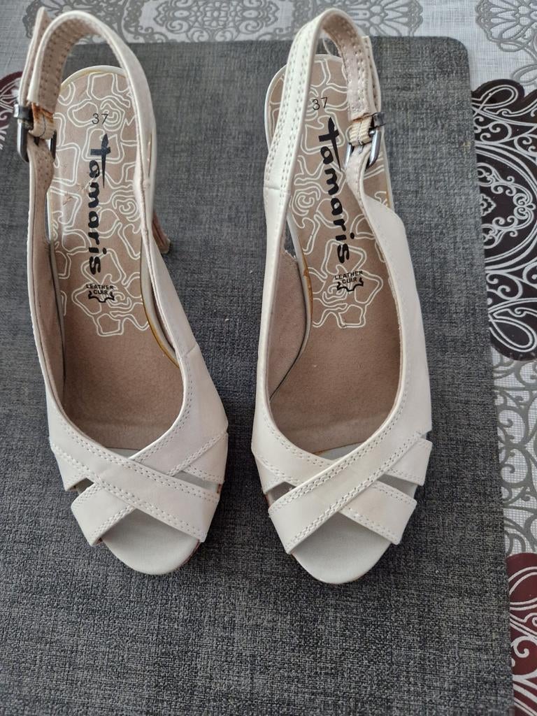 Chaussures Tamaris pour femme, Enlèvement ou Envoi, Comme neuf, Beige
