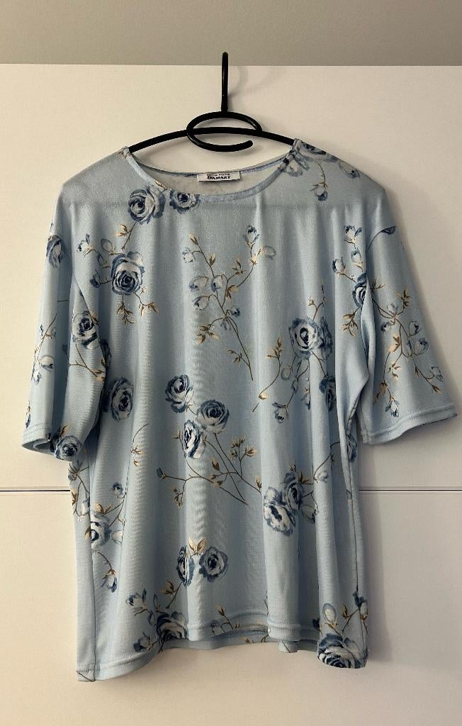 Damart lichtblauwe T-shirt met bloemenprint, Vêtements | Femmes, Taille 42/44 (L), Manches courtes, Enlèvement ou Envoi, Comme neuf