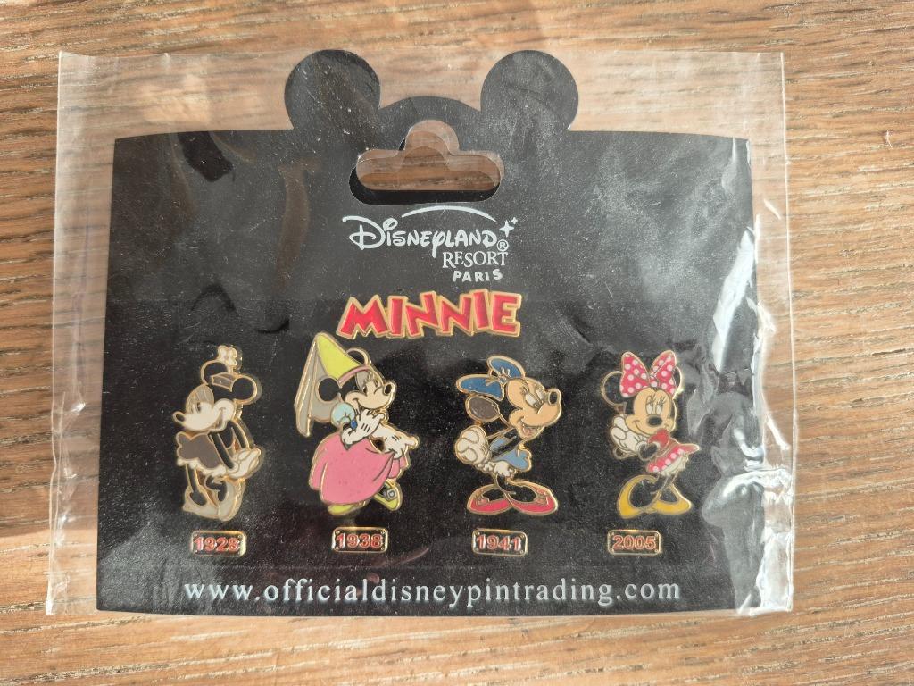 Pins Disneyland Minnie Mouse (Disney), Collections, Enlèvement ou Envoi, Autres personnages, Comme neuf, Statue ou Figurine