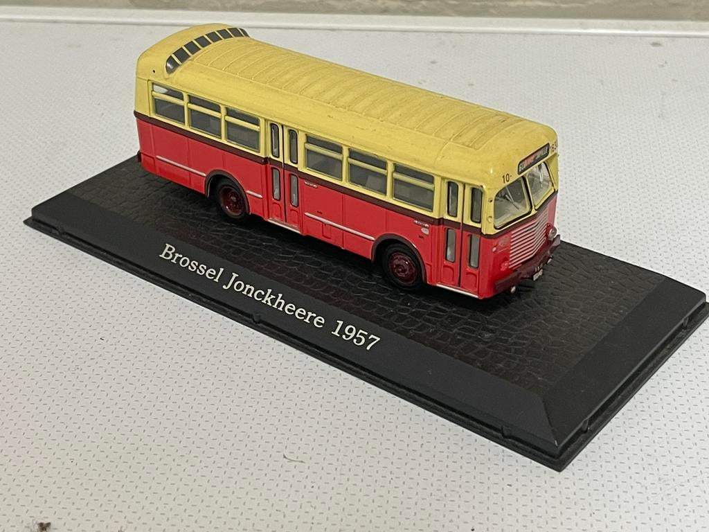Jonckheere 1957 brossel bus beveren-roeselare nu vdl, Enlèvement ou Envoi, Comme neuf