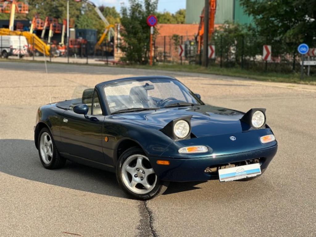 Mazda MX-5 1.6i 16v NA M-edition nr. 14/40 | Hardtop, Euro 2, Cuir et Alcantara, Entreprise, Boîte manuelle
