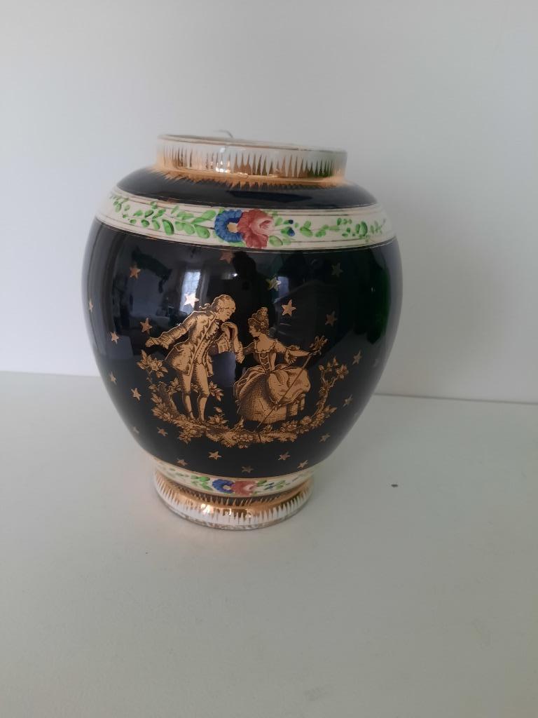 Vaas / klassiek / antiek / H. Bequet, Ophalen