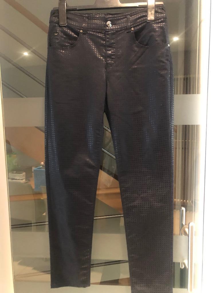 Nieuwe broek dames maat 29, merk Armani Jeans, Taille 38/40 (M), Enlèvement ou Envoi, Longs, Bleu