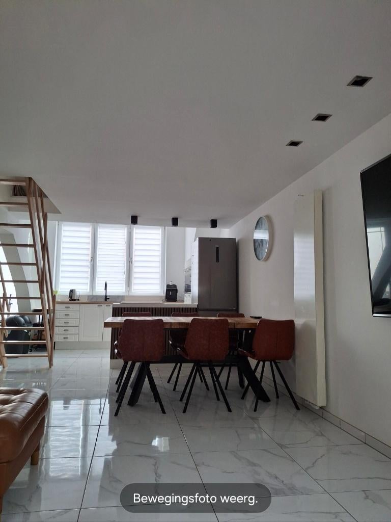Dakappartement volledig gerenoveerd!, Immo, Maisons à vendre, Province d'Anvers, Jusqu'à 200 m², 2 pièces, 68 m²