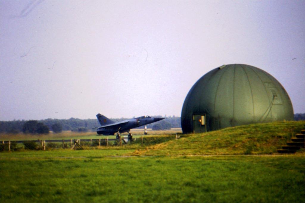 5 dia's - militaire vliegtuigen, Verzamelen, Verzenden, Luchtmacht, Foto of Poster