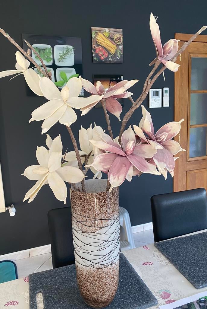 Vase en opaline avec ses fleurs, Maison & Meubles, Enlèvement ou Envoi, Comme neuf