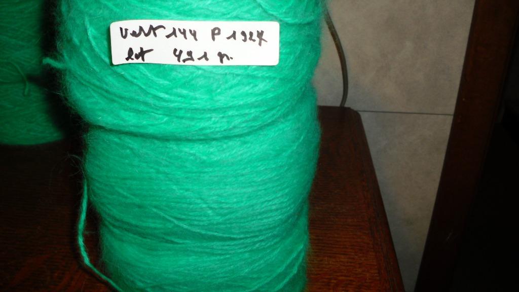 lot de laine ANGORA80%,couleur vert 144,lot 491 g= 54€, Hobby en Vrije tijd, Breien en Haken, Verzenden, Nieuw, Breien of Haken