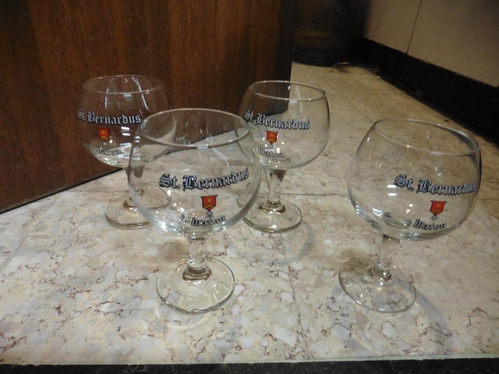 sint bernardus bierglas (33 cl en 25 cl) en degustatieglazen, Enlèvement ou Envoi, Comme neuf, Verre à bière