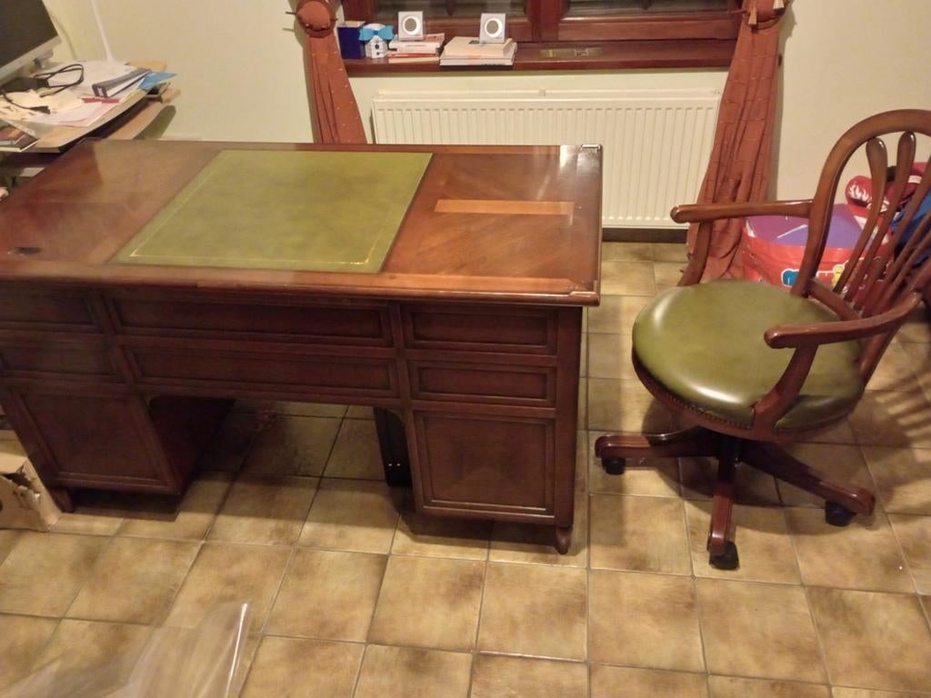 Bureau italien en merisier, Antiquités & Art, Enlèvement