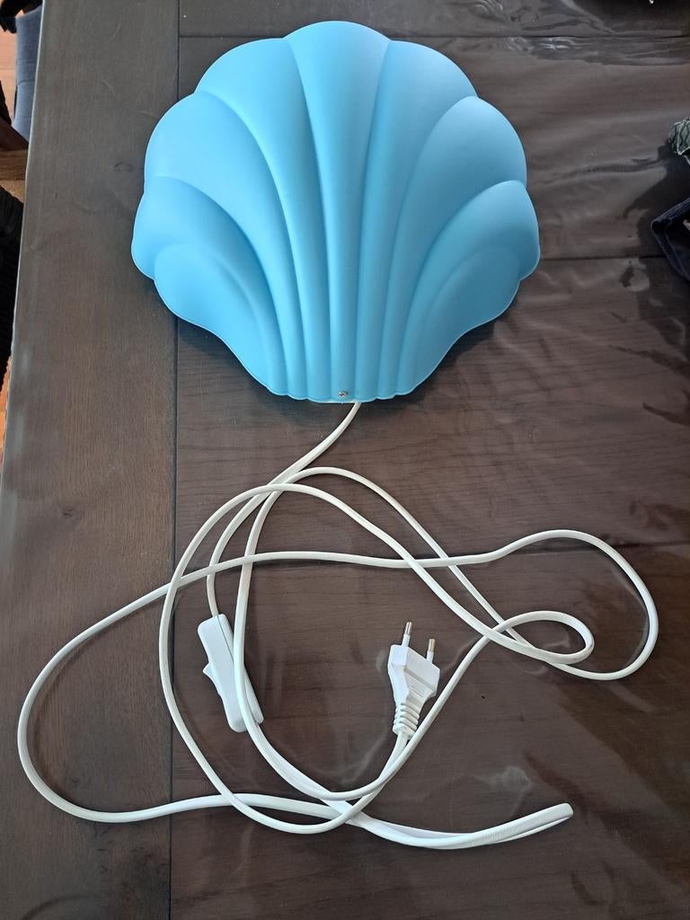IKEA-armatuur in schelpvorm voor kinderkamer, Huis en Inrichting, Lampen | Wandlampen, Ophalen
